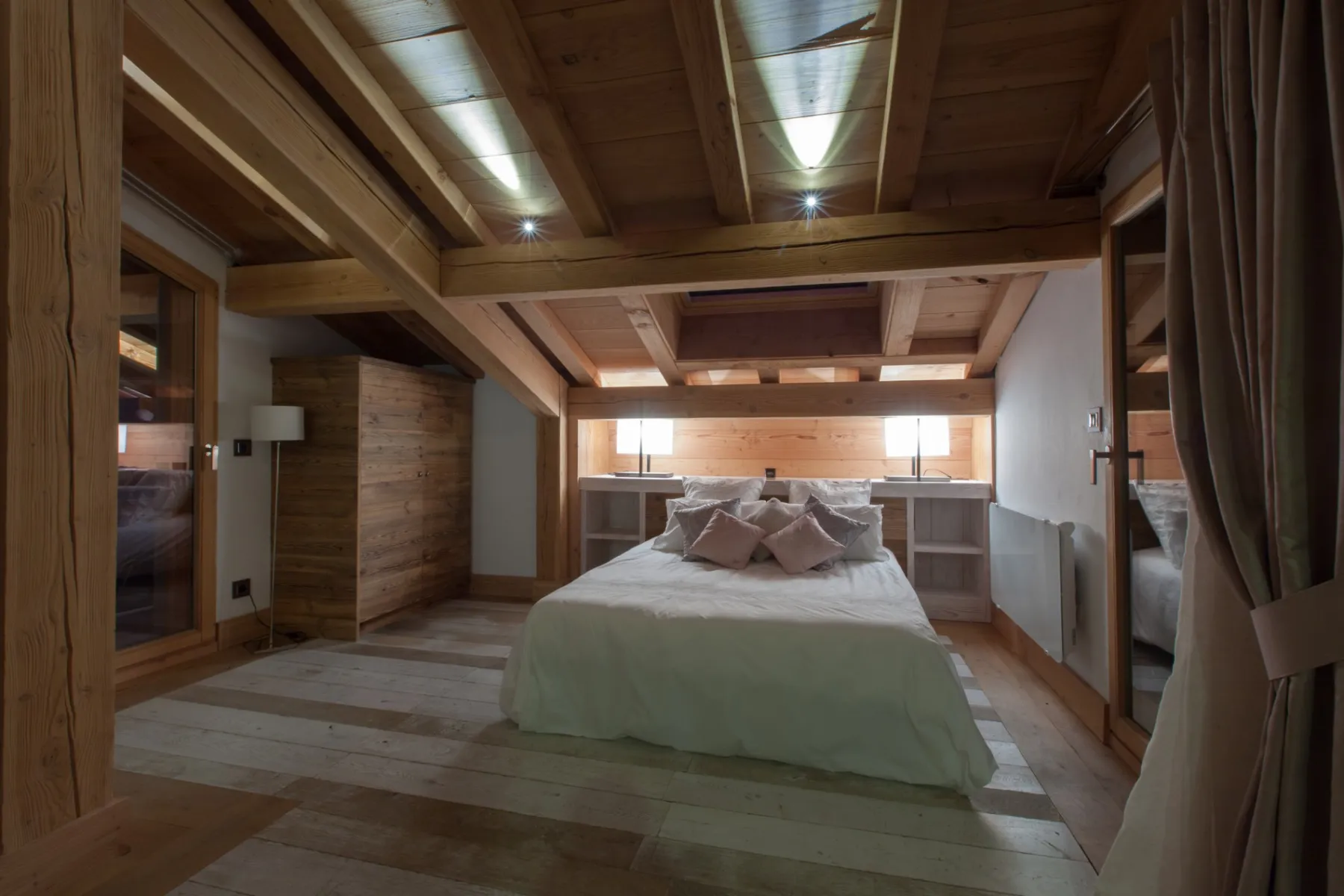 Rénovation complète d’un chalet à Vaudagne (Intérieur /Extérieur) Rénovation complète d’un chalet à Vaudagne (Intérieur /Extérieur)